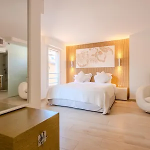 https://traverse-des-artistes.fr-provencehotel.com